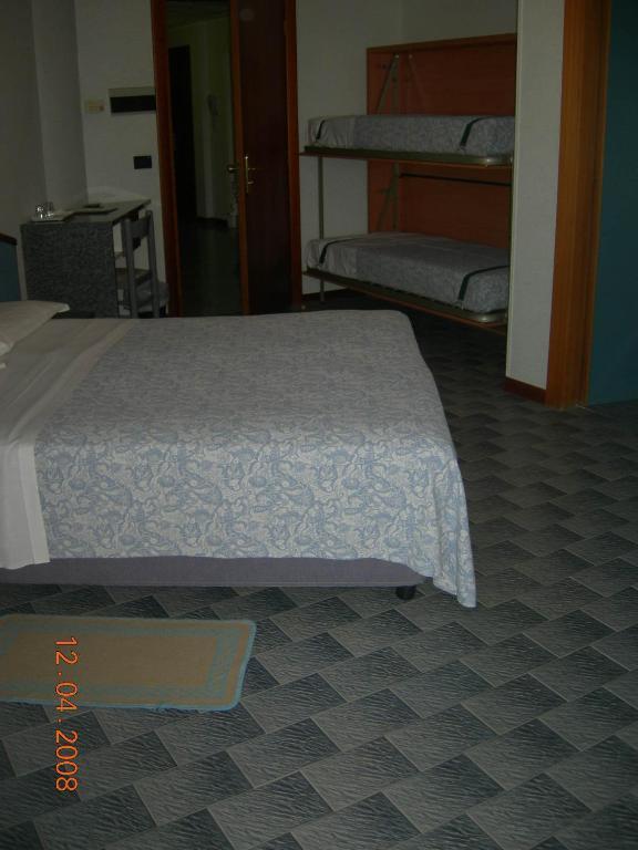Hotel Meripol アルバ・アドリアティカ 部屋 写真